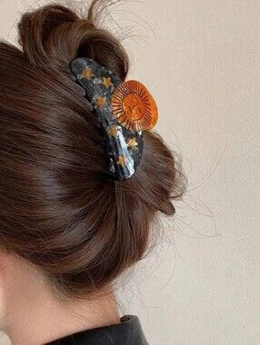 NWT Super Sturdy Celestial Hair Clip